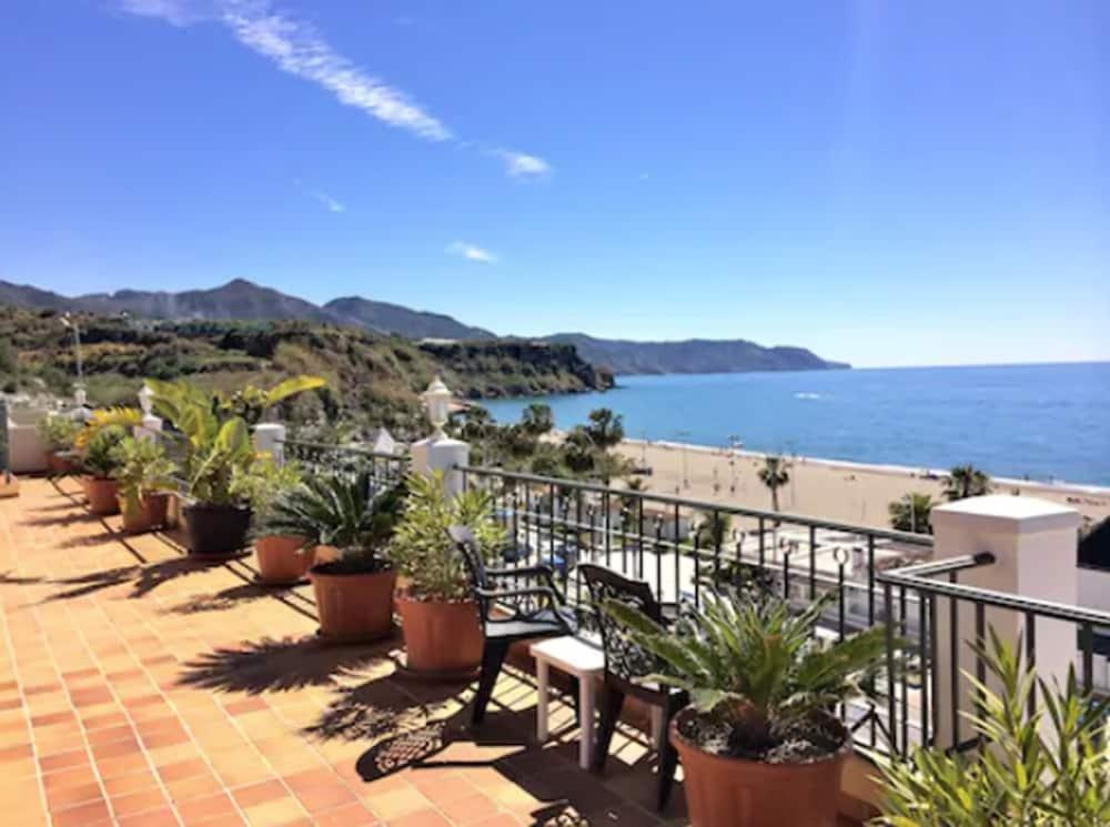 Apartamentos Hc Burriana Playa Nerja Zewnętrze zdjęcie