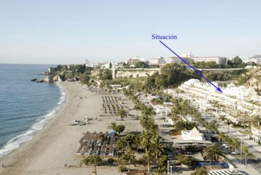 Apartamentos Hc Burriana Playa Nerja Zewnętrze zdjęcie