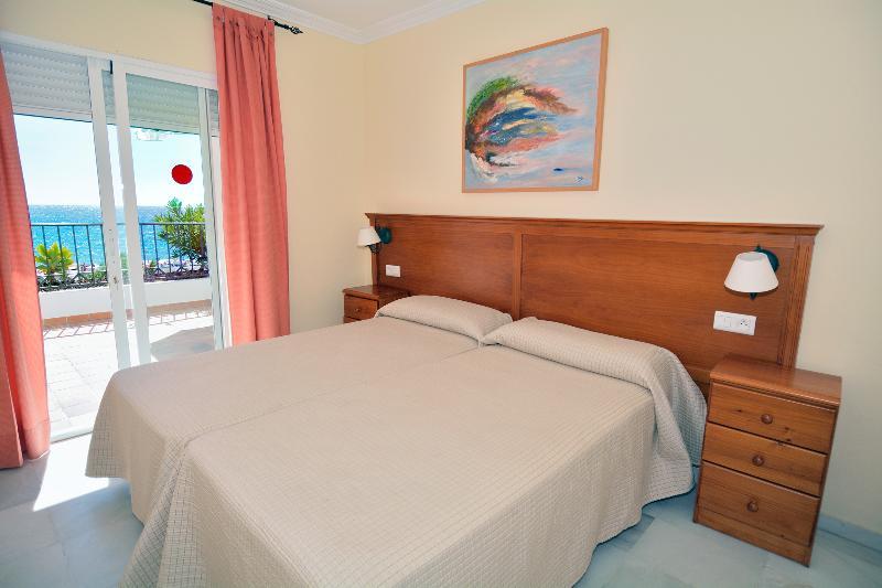 Apartamentos Hc Burriana Playa Nerja Zewnętrze zdjęcie