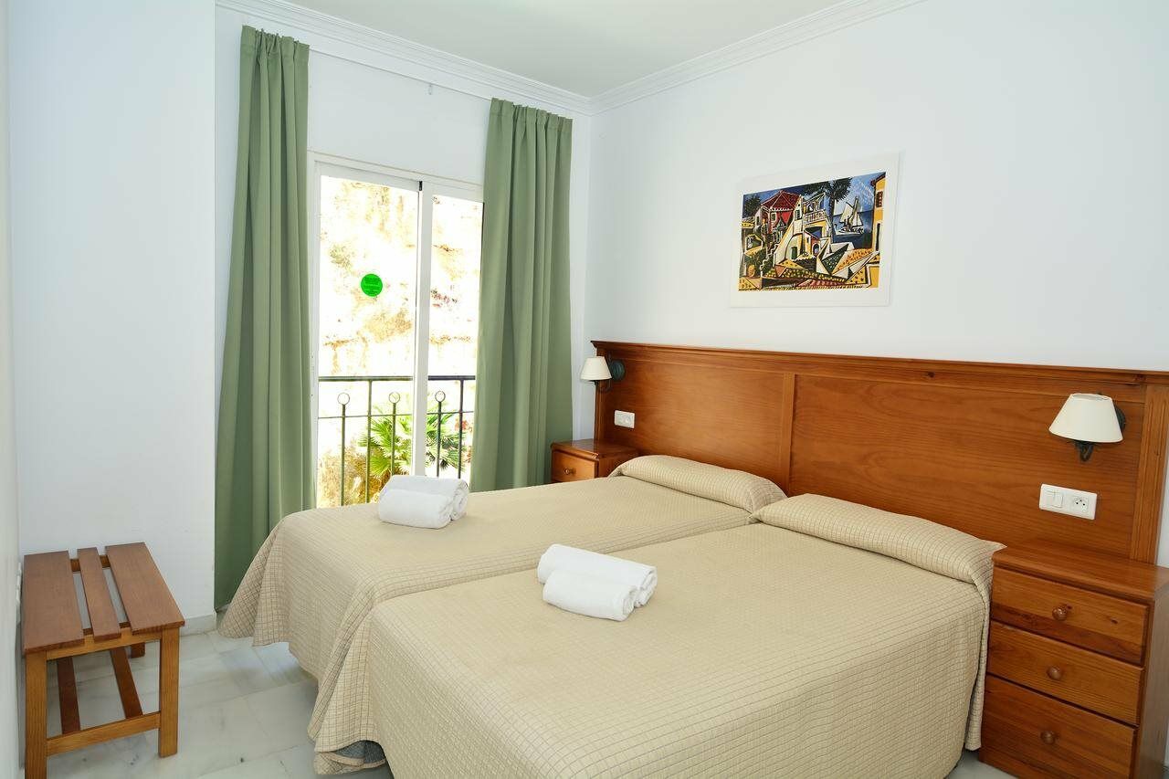 Apartamentos Hc Burriana Playa Nerja Zewnętrze zdjęcie